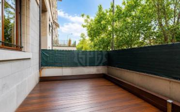 Apartment 4 rooms - image - 9