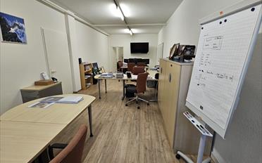 Office - image - 1
