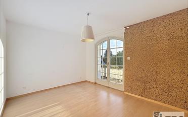 Residential building 7 rooms - image - 10