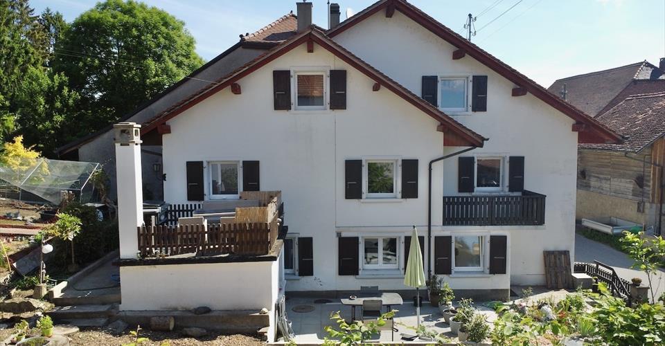 Maison villageoise de 140 m2 avec un grand jardin