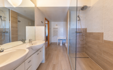 Dachwohnung 4 Zimmer - image - 11
