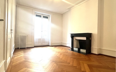 Furnished flat 4.5 rooms - image - 1