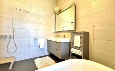 Apartment 4 rooms - image - 7