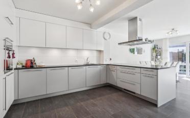 Reihenfamilienhaus 5.5 Zimmer - image - 4