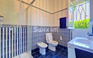 Einfamilienhaus 7.5 Zimmer - image - 8