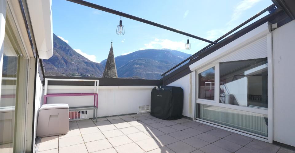 CENTRE-VILLE DE SIERRE APPARTEMENT DUPLEX AVEC VUE