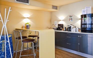 Office - image - 8