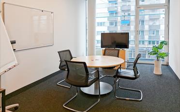 Office - image - 9