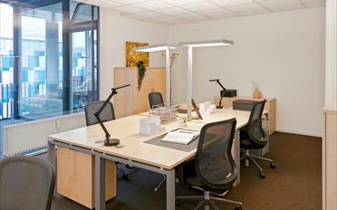 Office - image - 11