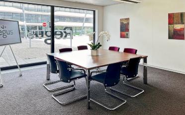 Bureau - image - 8