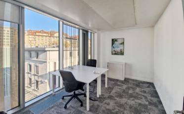 Office - image - 9