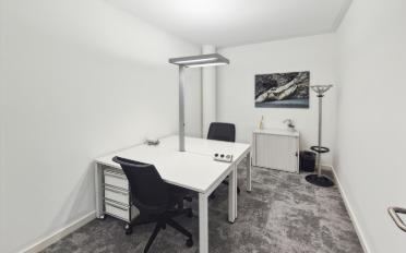 Office - image - 6