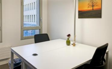 Office - image - 10