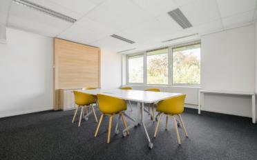 Office - image - 6