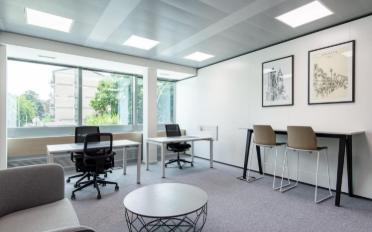 Office - image - 10
