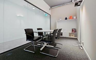 Office - image - 5