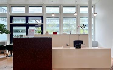 Office - image - 4