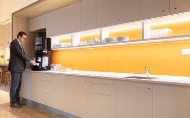 Bureau - image - 10