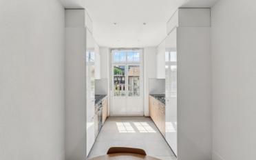 Apartment 4 rooms - image - 3