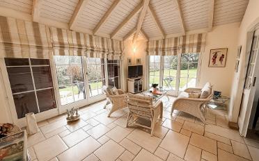Villa 8 rooms - image - 2