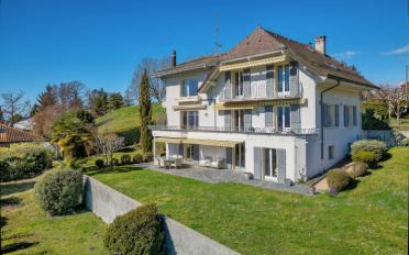 Villa 9.5 pièces - image - 1