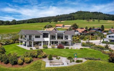Villa 10 Zimmer - image - 1