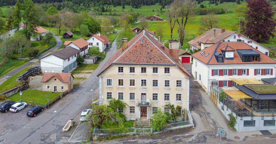 Les Bayards