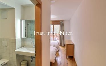 Apartment 8.5 rooms - image - 12