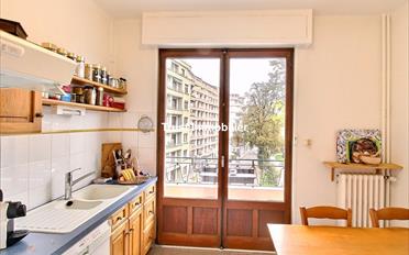 Apartment 4 rooms - image - 9