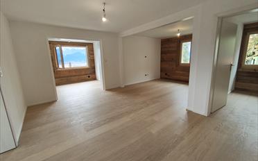 Apartment 5 rooms - image - 2