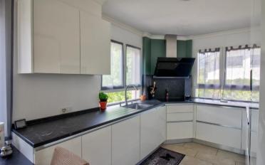 Villa 6.5 pièces - image - 3