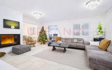 Single house - image - 1
