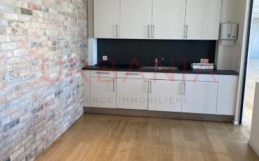 Office - image - 3
