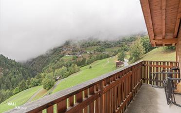 Residential building 7.5 rooms - image - 11