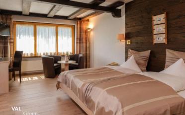 Hôtel 30 pièces - image - 9