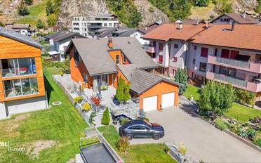 Einfamilienhaus 7.5 Zimmer - image - 1