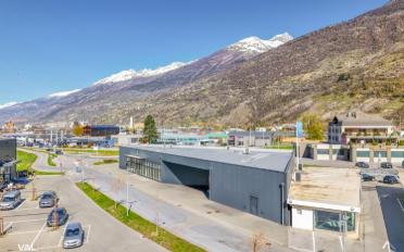 Commercial - image - 5