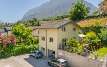 Einfamilienhaus 5.5 Zimmer - image - 1