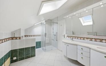 Reihenfamilienhaus 8.5 Zimmer - image - 10