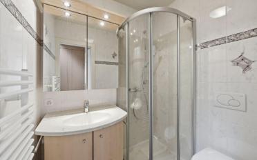 Reihenfamilienhaus 8.5 Zimmer - image - 12