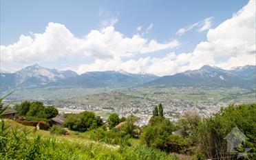 Building land - image - 2