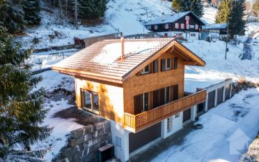 Chalet 5.5 rooms - image - 1