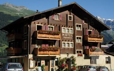 Hotel 16 Zimmer - image - 1