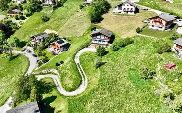 Building land - image - 3