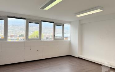 Office - image - 11