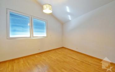Villa 6 pièces - image - 11