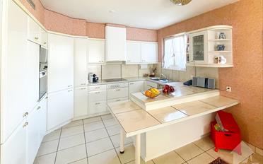 Villa 7 rooms - image - 9