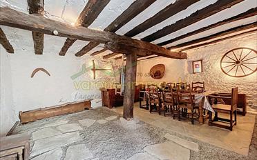 Single house 4 rooms - image - 11