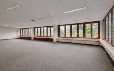 Office - image - 4