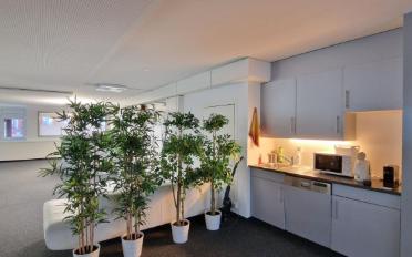 Office - image - 6